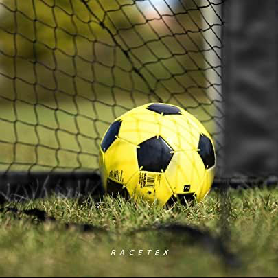 Fußballtor zusammengefaltet